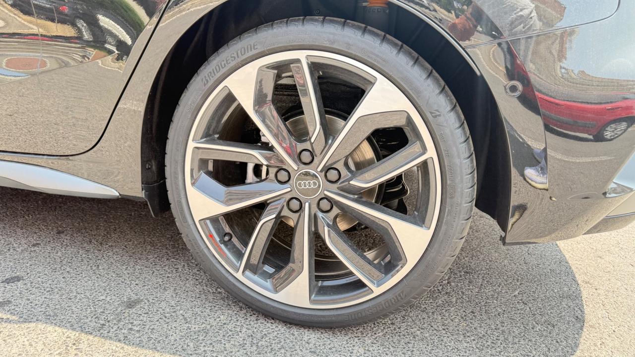 Audi A3 SPB 35 TDI S tronic S line edition LED NAVI COCKPIT KAMERA 360 TETTO APRIBILE PACCHETTO LUCI AMBIENT