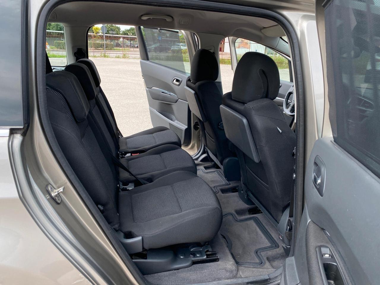 Peugeot 5008 1.6 HDi LEGGI BENE!