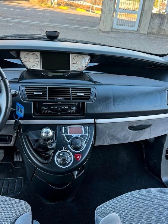 Peugeot 807 2.0 HDi 163CV ST