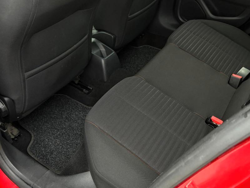 Peugeot 208 5 Porte 1.2 puretech Active s&s 75cv ADATTA NEOPATENTATI