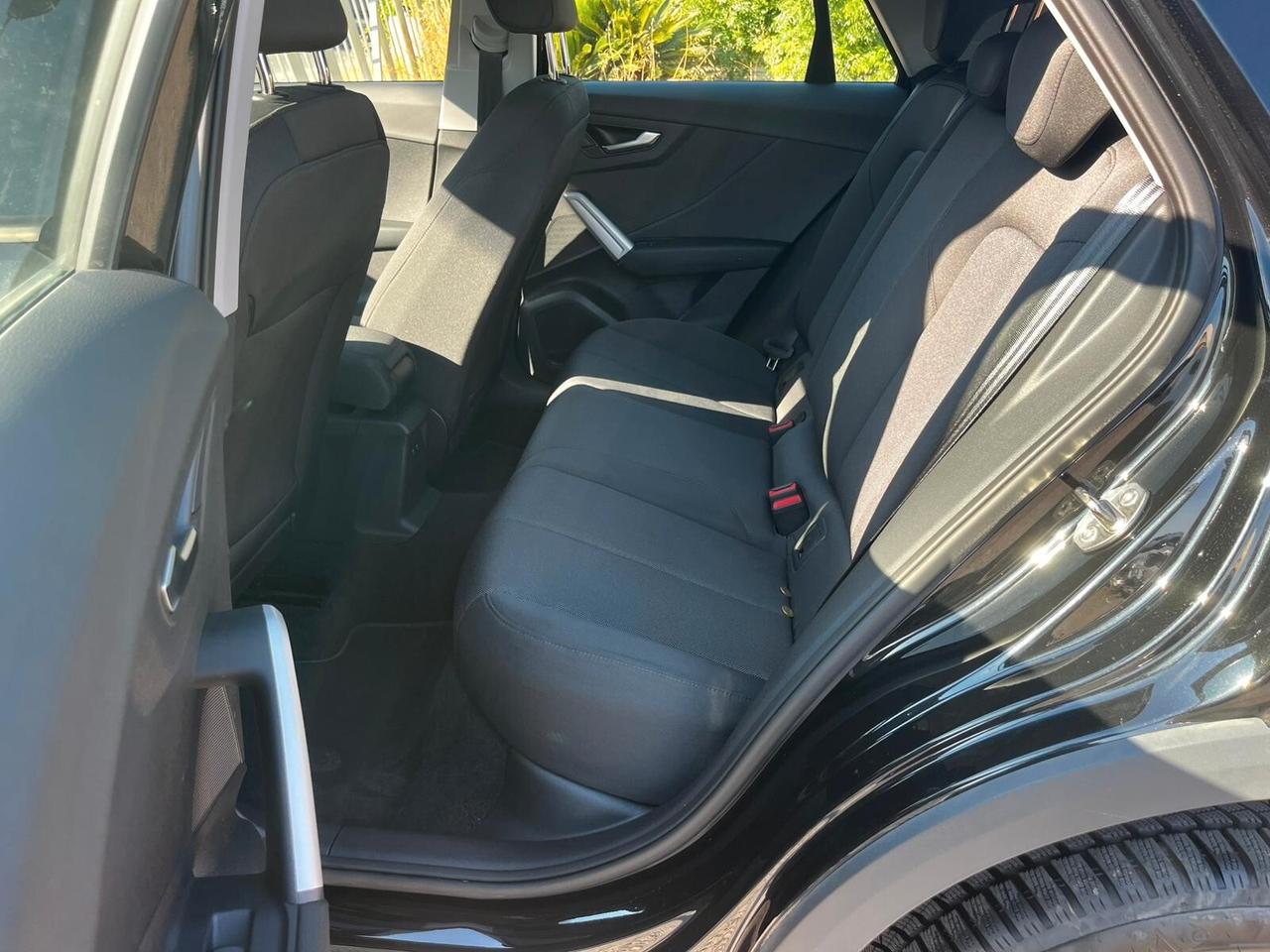 Audi Q2 30 TDI Business