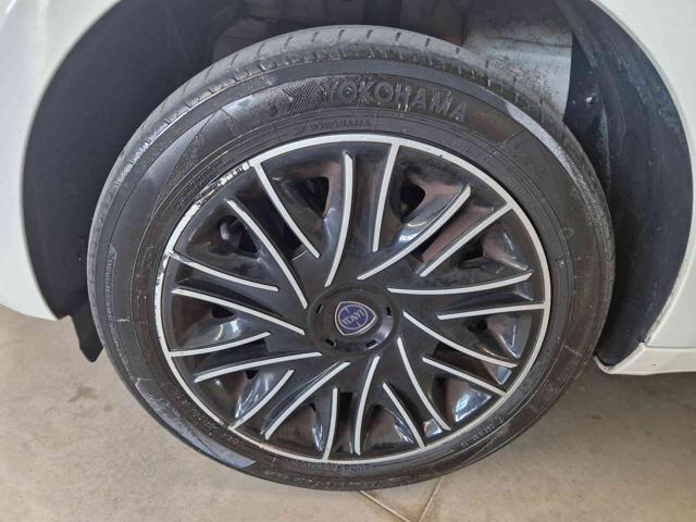 LANCIA Ypsilon 1.2 69 CV 5 porte GPL Ecochic Elefantino Blu