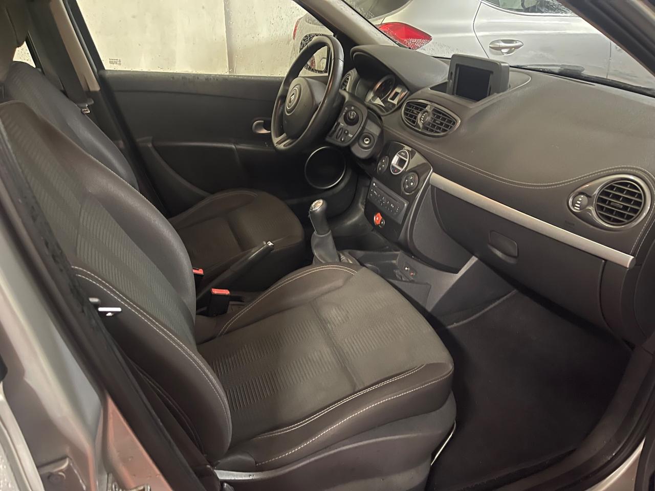 Renault Clio 1.2 16V 5 porte Dynamique