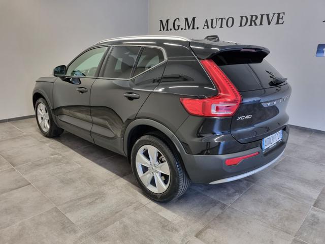 VOLVO XC40 B4 AWD automatico Core