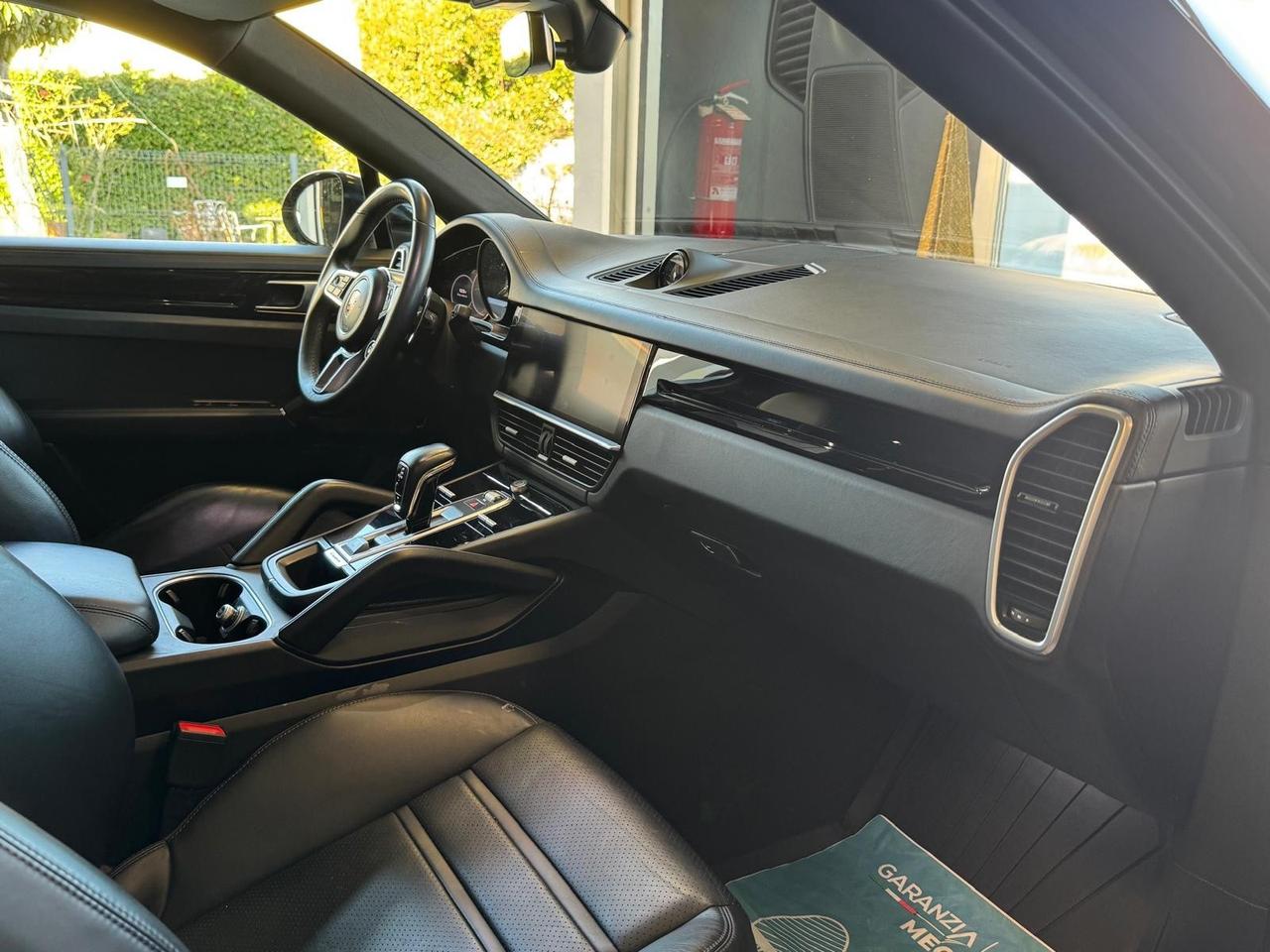 Porsche Cayenne 3.0 V6 E-Hybrid