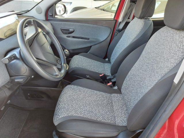 LANCIA Ypsilon 1.0 FireFly 5 porte S&S Hybrid Ecochic Silver