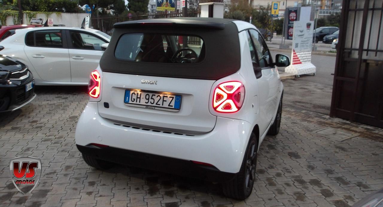 SMART FORTWO ELETTRICA-AUTO-RETROC-PREZZO PROMO!