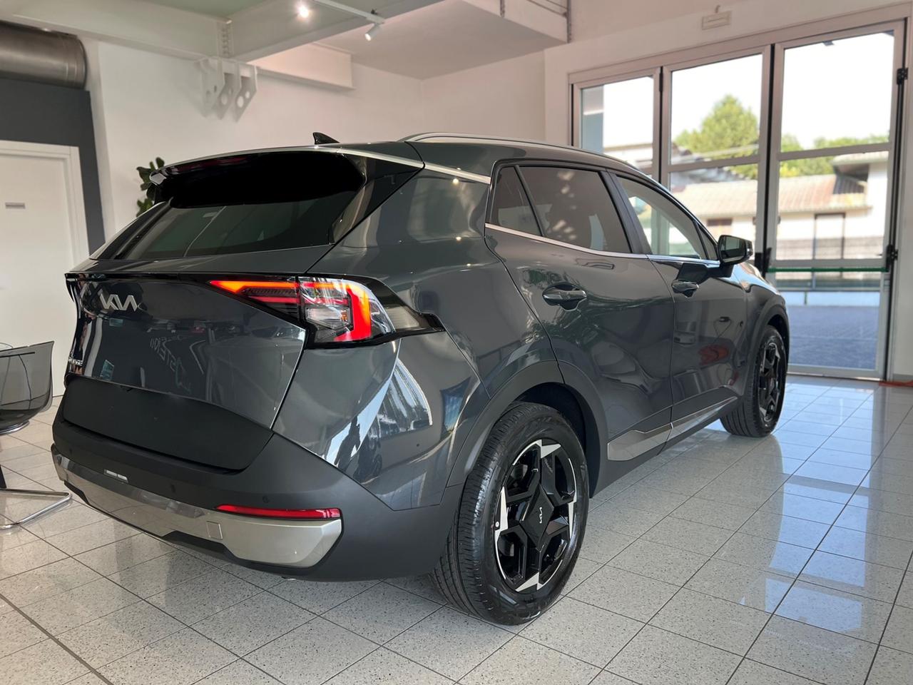KIA Sportage V 2025 1.6 t-gdi Style dct7 + WINTER PACK!