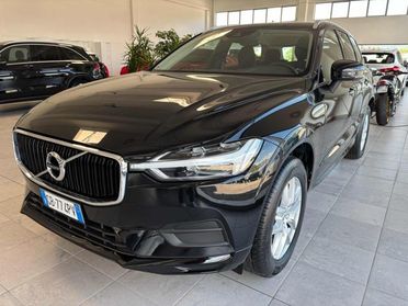 VOLVO XC60 B4 (d) AWD Geartronic Business