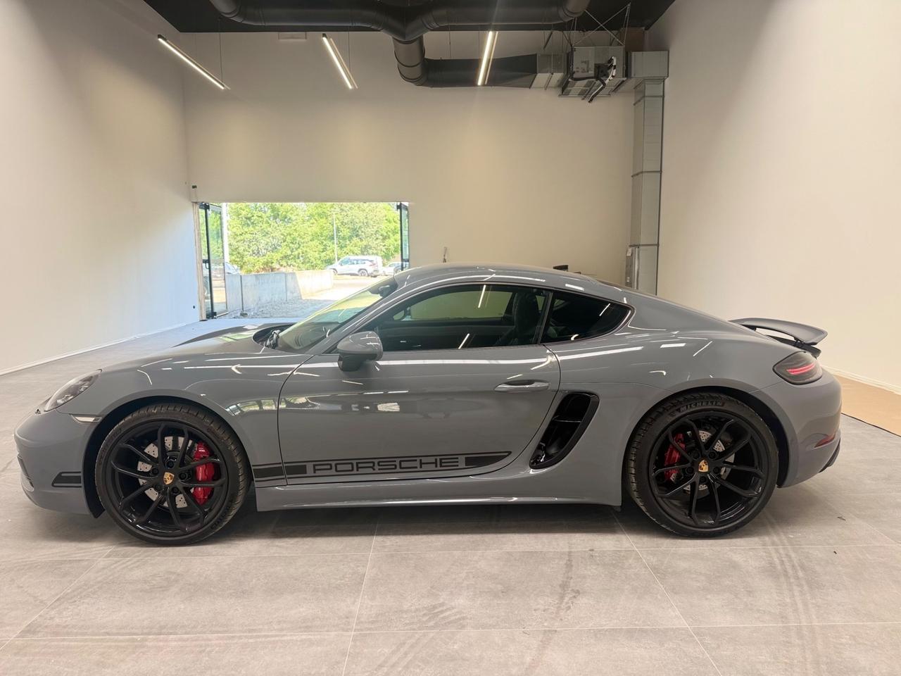 PORSCHE 718 CAYMAN STYLE EDITION APPROVED