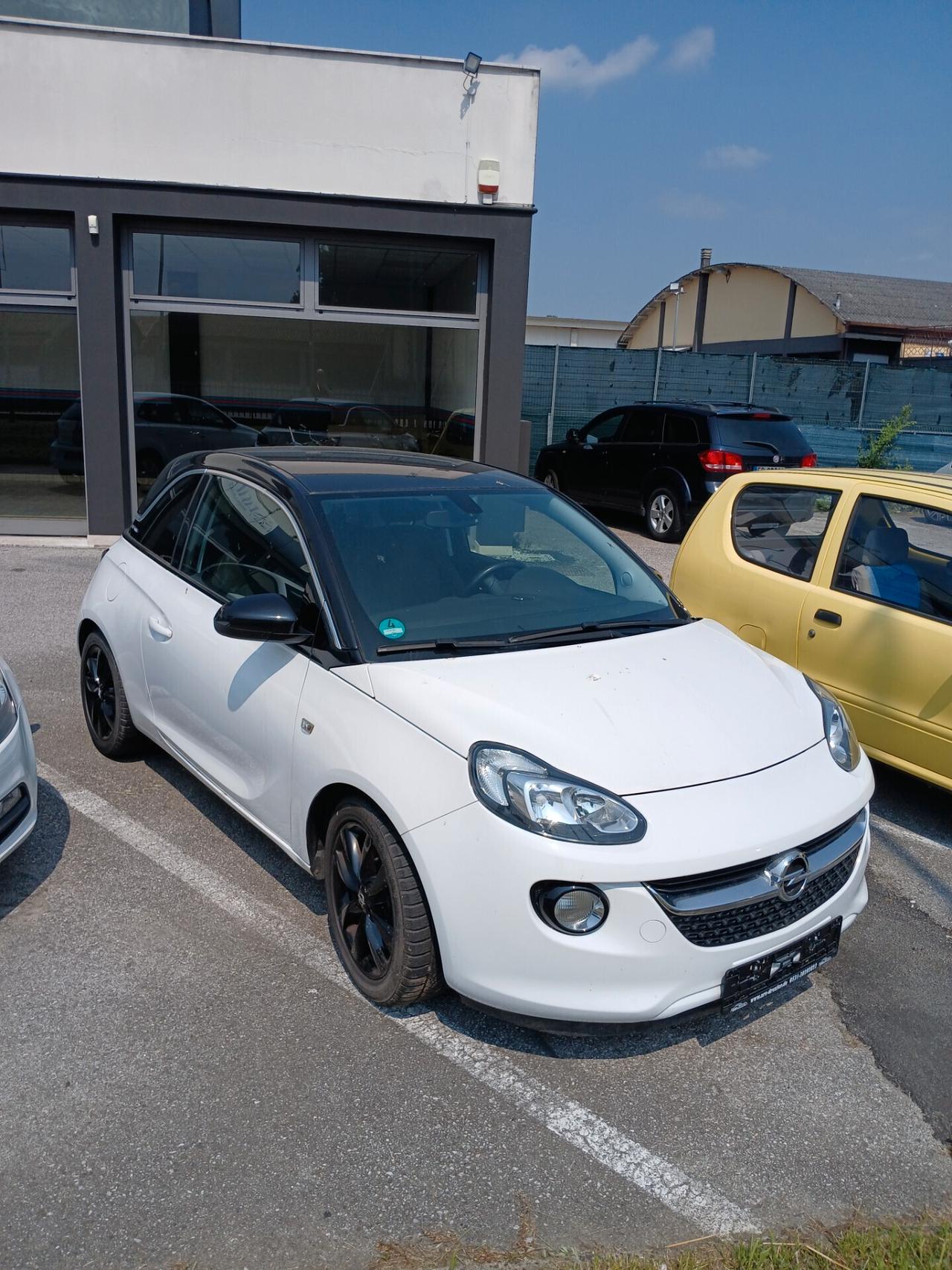 Opel Adam 1.2 70 CV