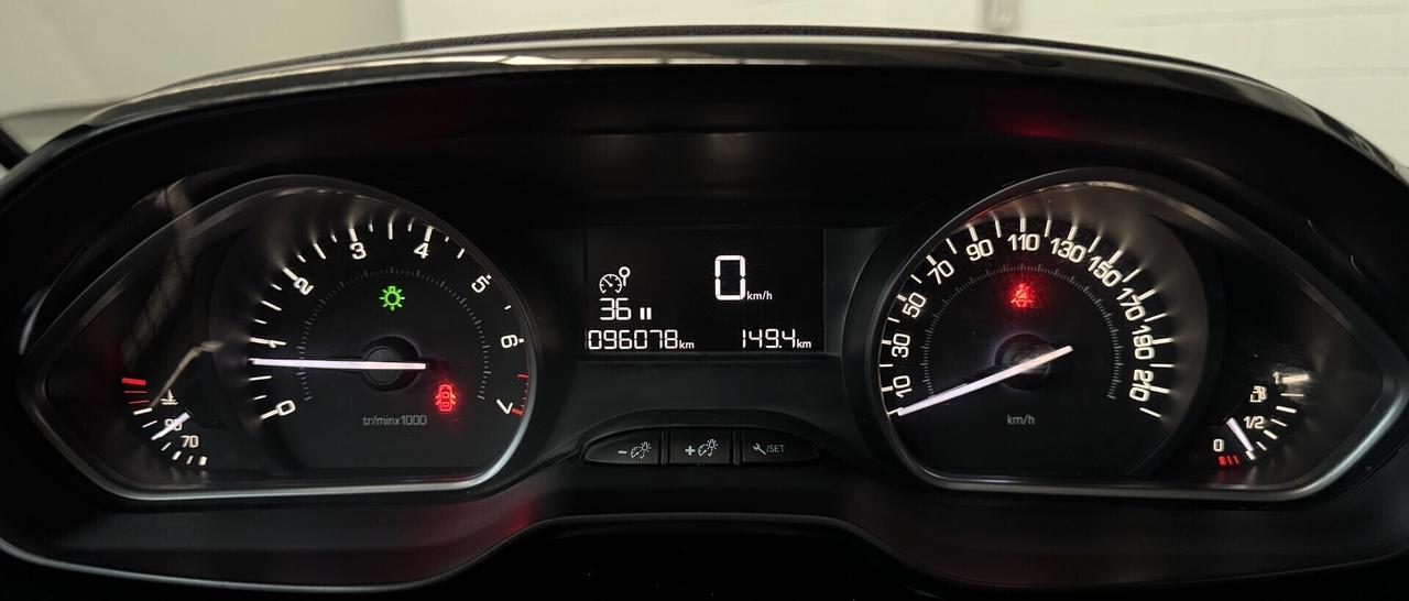 Peugeot 2008 Puretech 1.2cc 82cv Certificata Ok Neopatentati