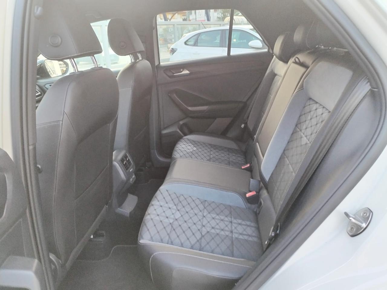 Volkswagen T-Roc 1.0 TSI R-Line