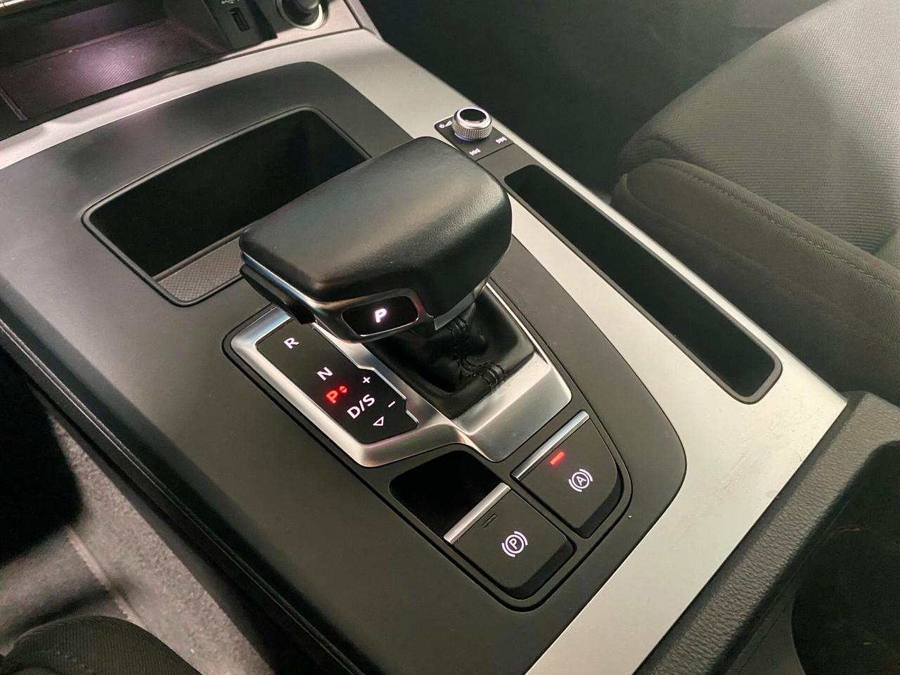 Audi Q5 35 TDI S tronic line-2023