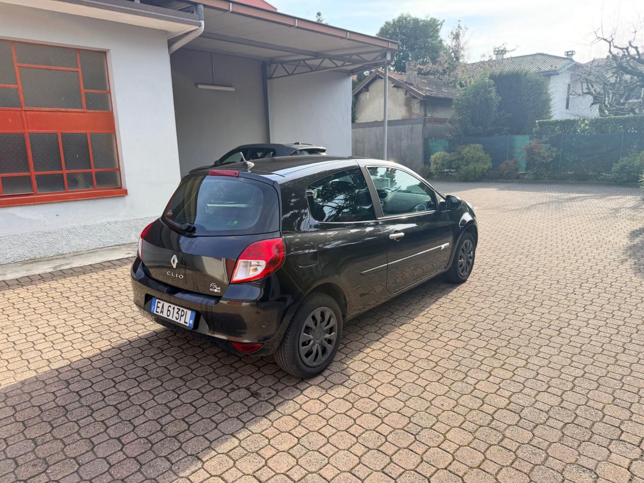 Renault Clio 1.2 16V 3 porte