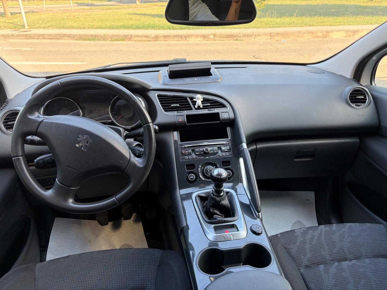 Peugeot 3008 1.6 HDi 112CV Allure