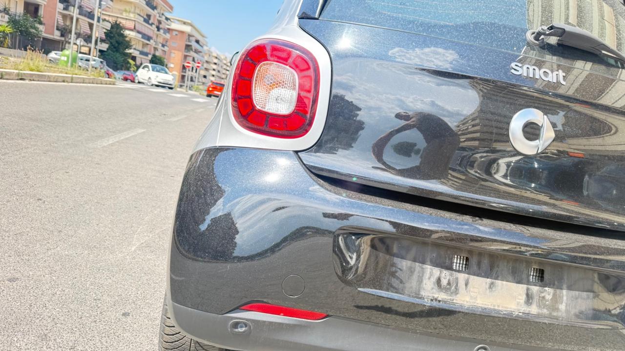 Smart ForFour 70 1.0 Prime LED NAVI PDC SEDILI RISCALDATI BLUETOOTH