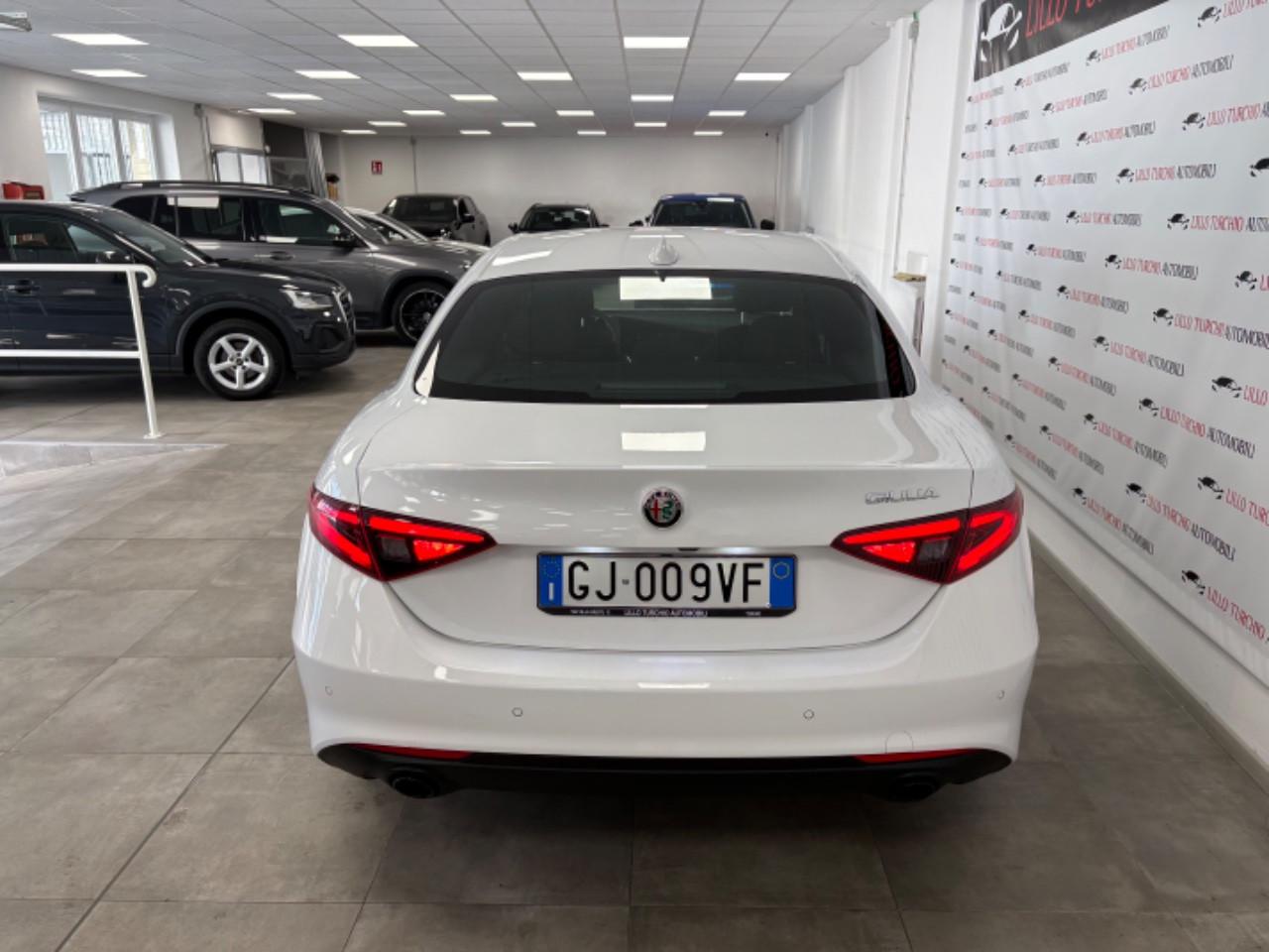 Alfa Romeo Giulia 2.2 t Super Business 160cv auto