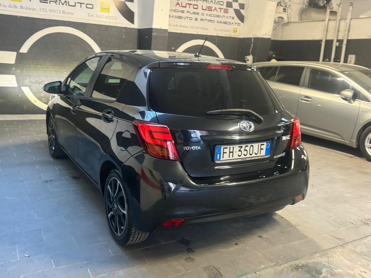 Toyota Yaris Trend red edition full optional