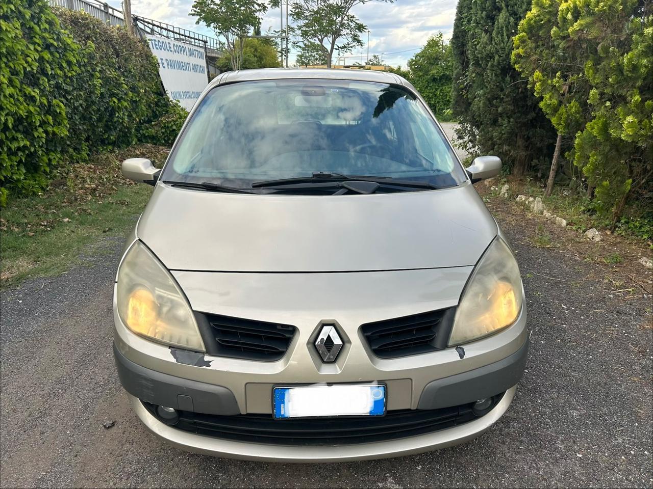 Renault Scenic 1.9 dCi Dynamique