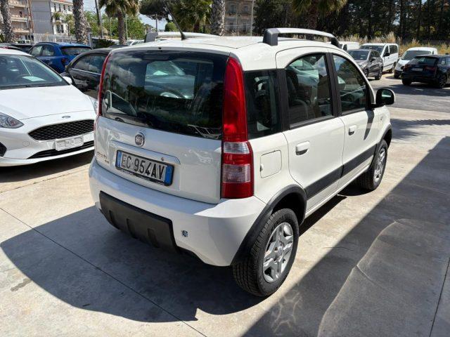 FIAT Panda 1.3 MJT 16V 4x4 Climbing