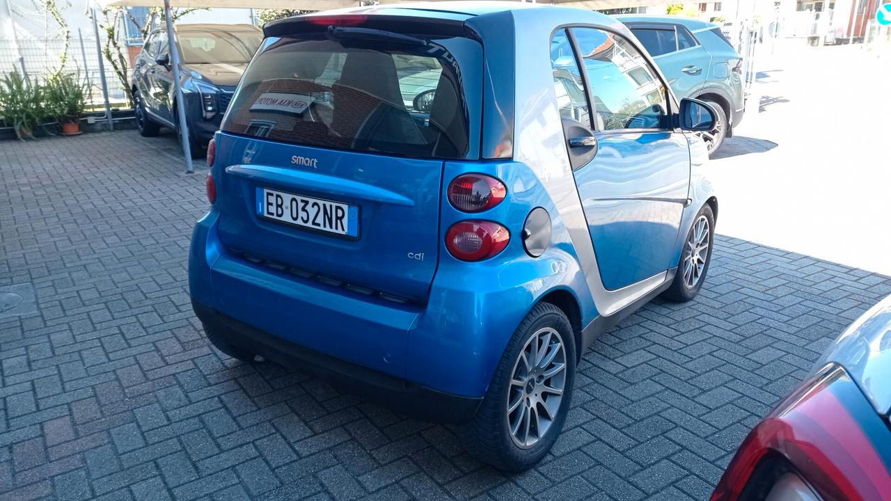 Smart ForTwo 800 40 kW coupé passion cdi
