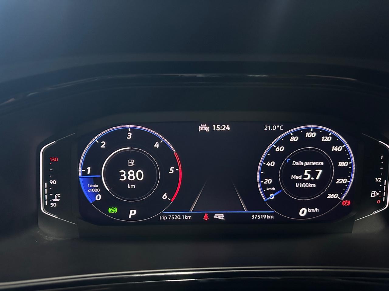 Volkswagen T-Roc 2.0 TDI SCR 150 CV DSG R-Line