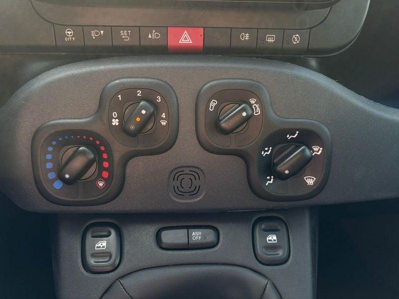 FIAT Panda Pandina 1.0 FireFly Hybrid 70cv S&S 1.0 FireFly Hybrid 70cv S&S