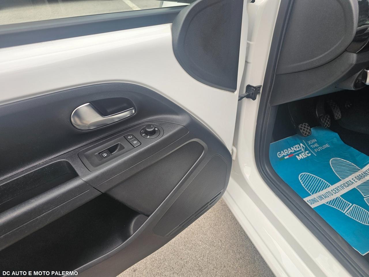 Volkswagen Up! 1.0 Benzina.75CV.Technology.2015