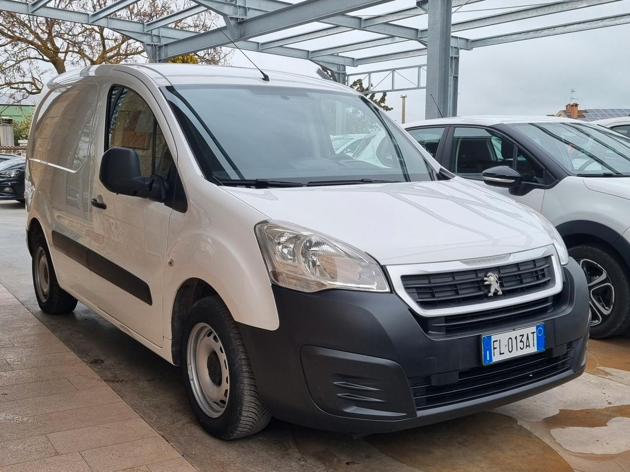 Peugeot Partner BlueHDi 75 L1 Furgone Pro