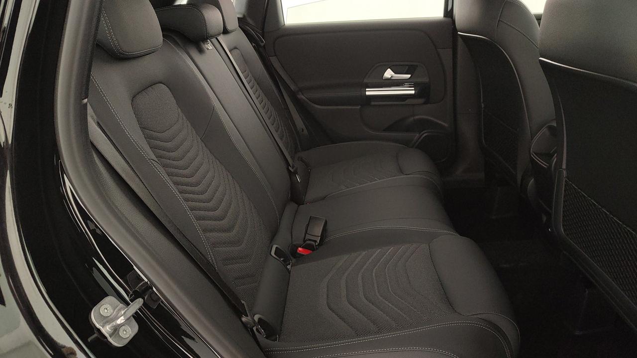 Mercedes-Benz B 180 d