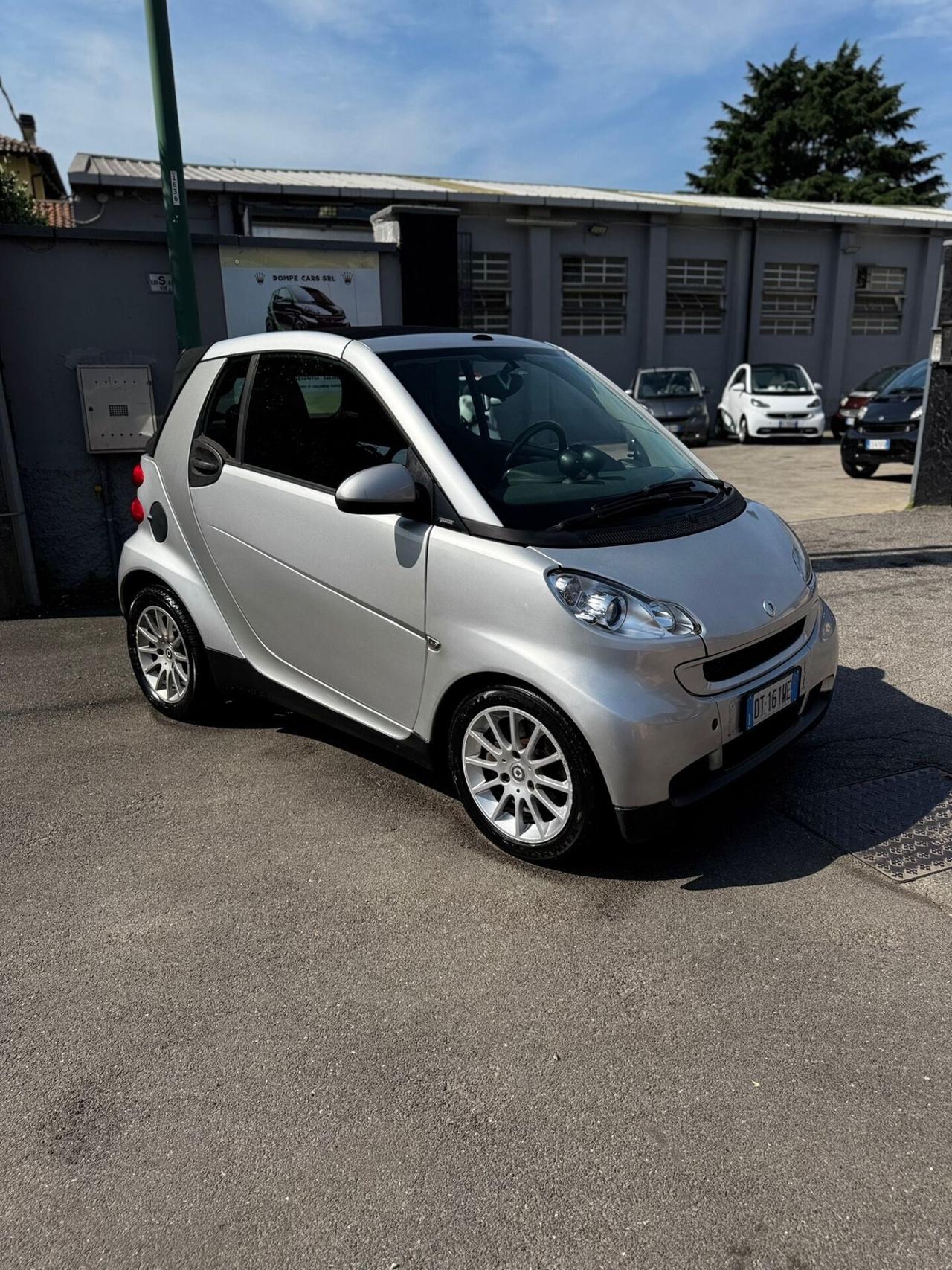 Smart ForTwo 1000 52 kW MHD cabrio pulse