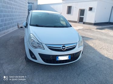 Opel Corsa 1.2 5 porte Cosmo