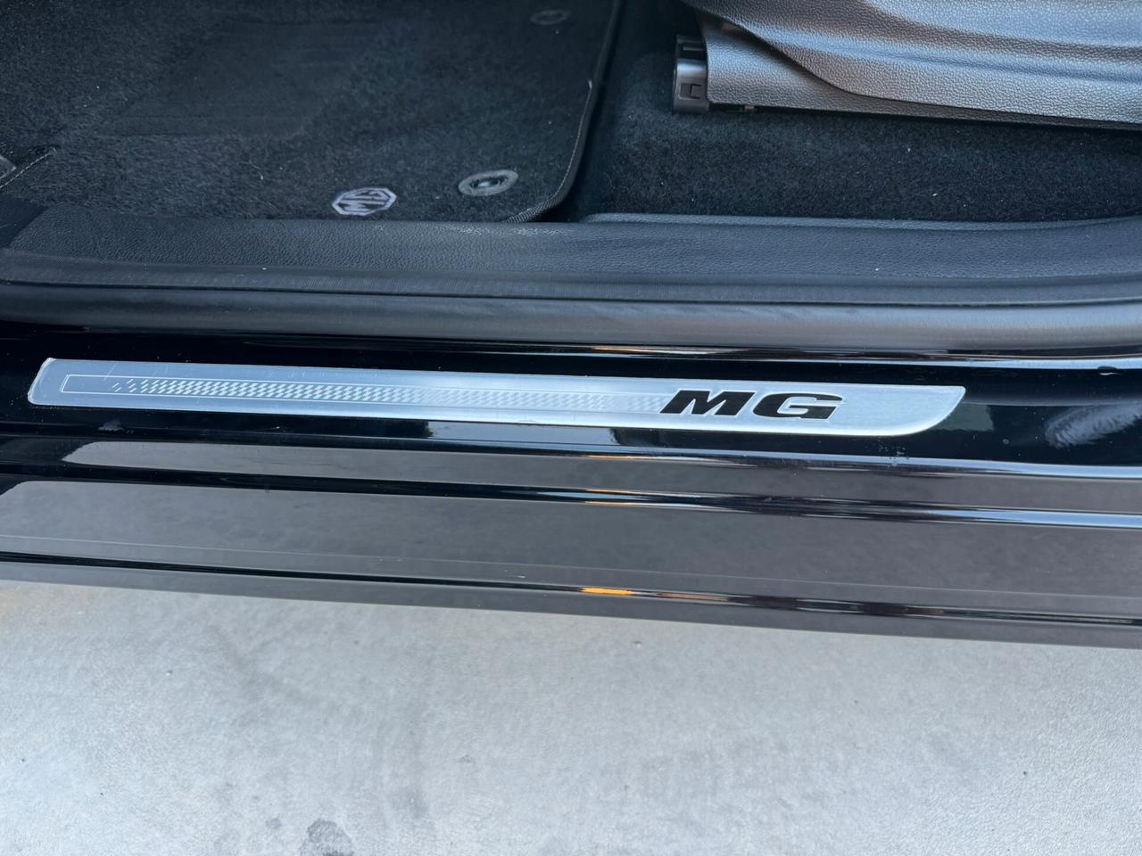 Mg EHS Plug-in Hybrid Luxury