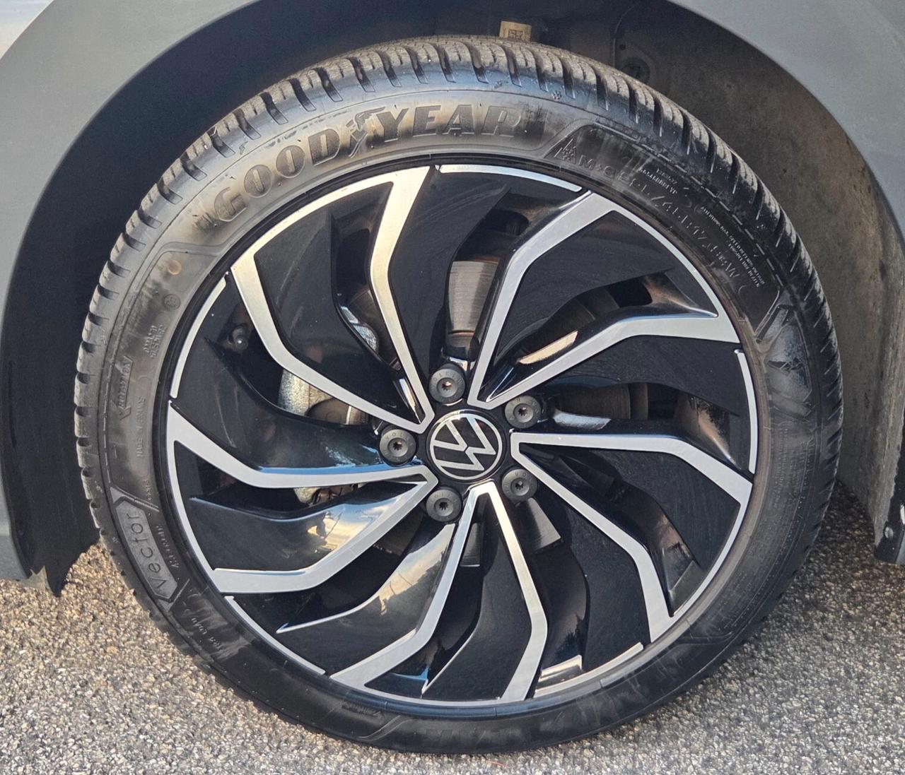 Volkswagen Golf 2.0 TDI 150 CV DSG SCR Style