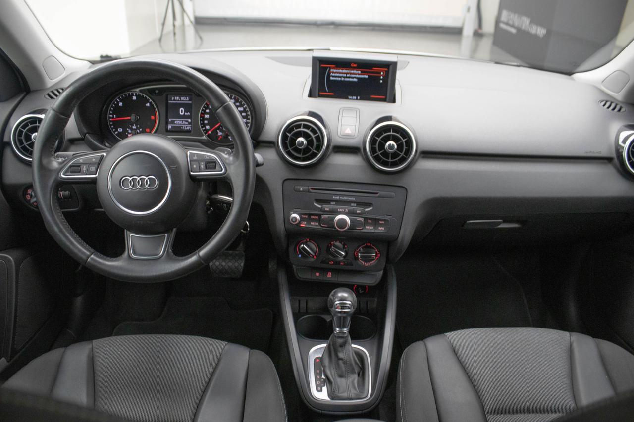 AUDI A1 SPB 1.6 TDI S TRONIC AMBITION