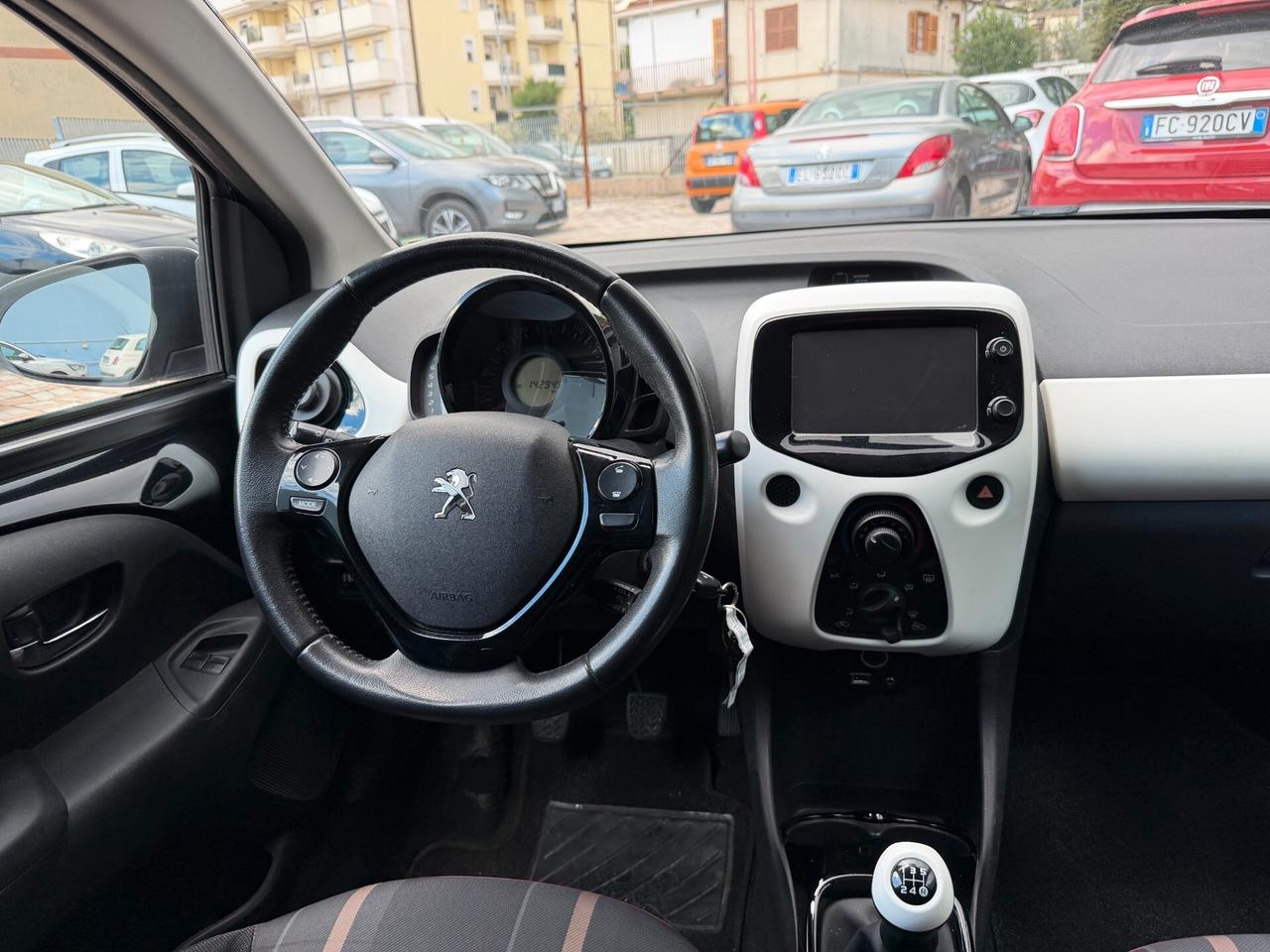 Peugeot 108 VTi 68 5 porte Allure