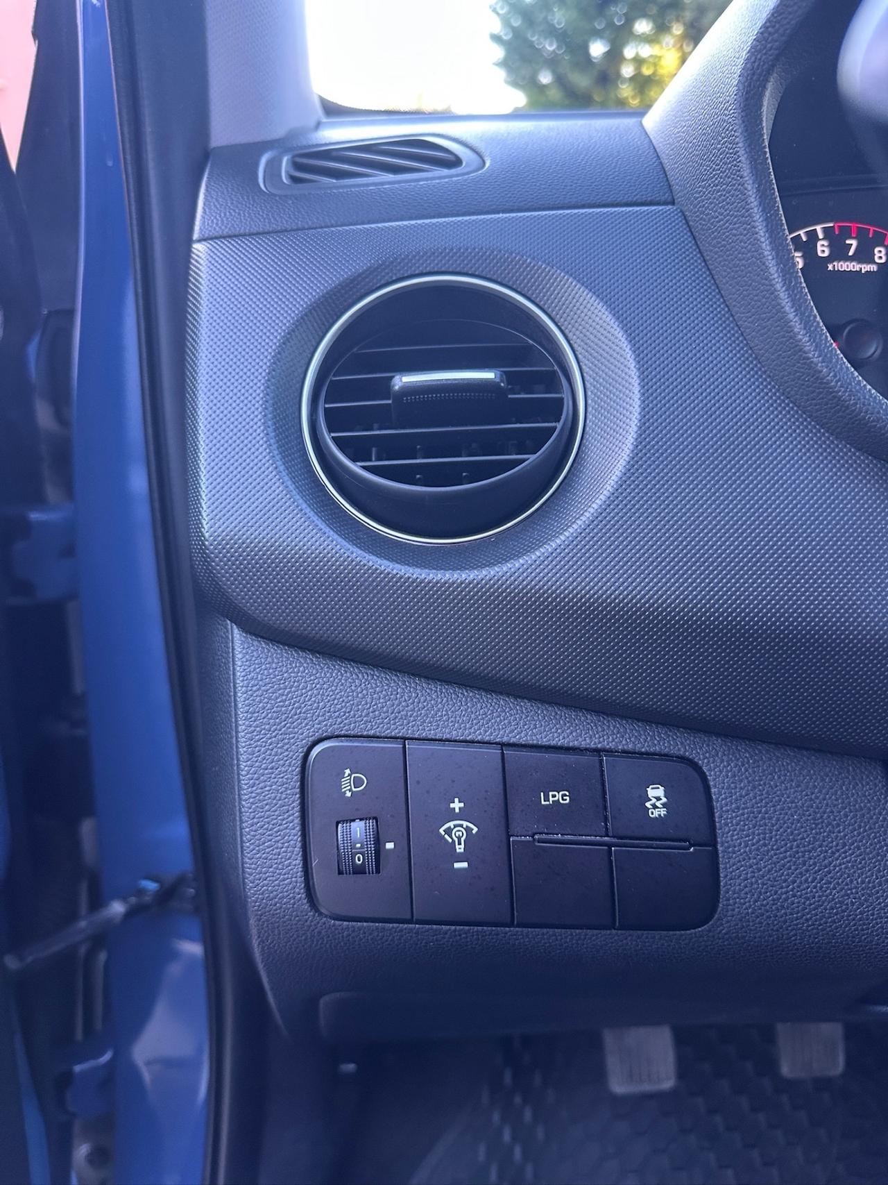 Hyundai i10 1.0 LPGI Econext Login