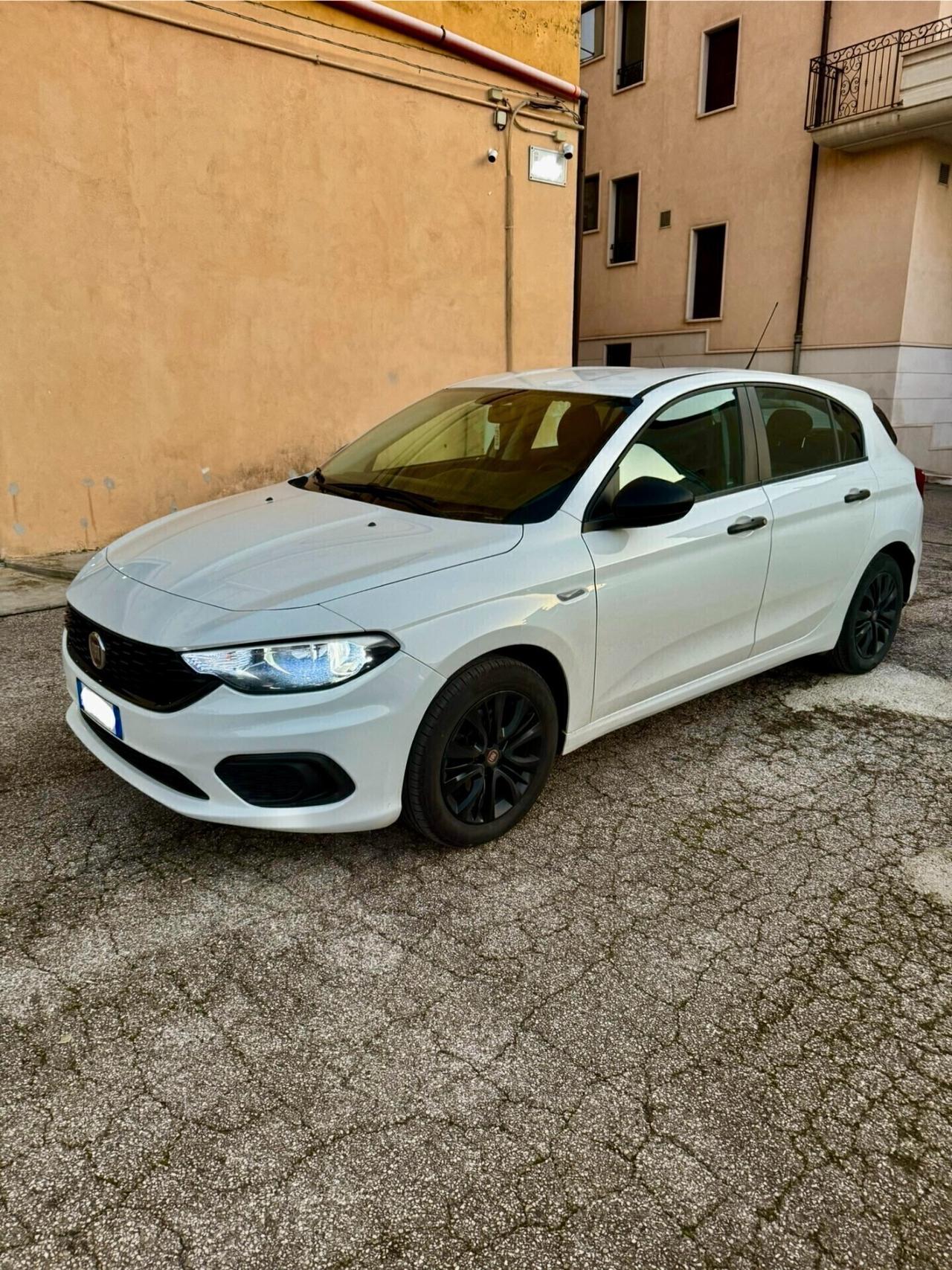 Fiat Tipo 1.3 Mjt S&S 5 porte Lounge - 2021