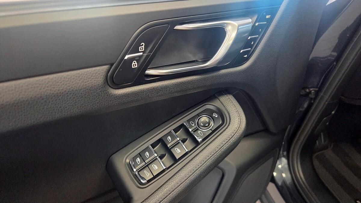 Porsche Macan 2.0 PDK 245 Cv