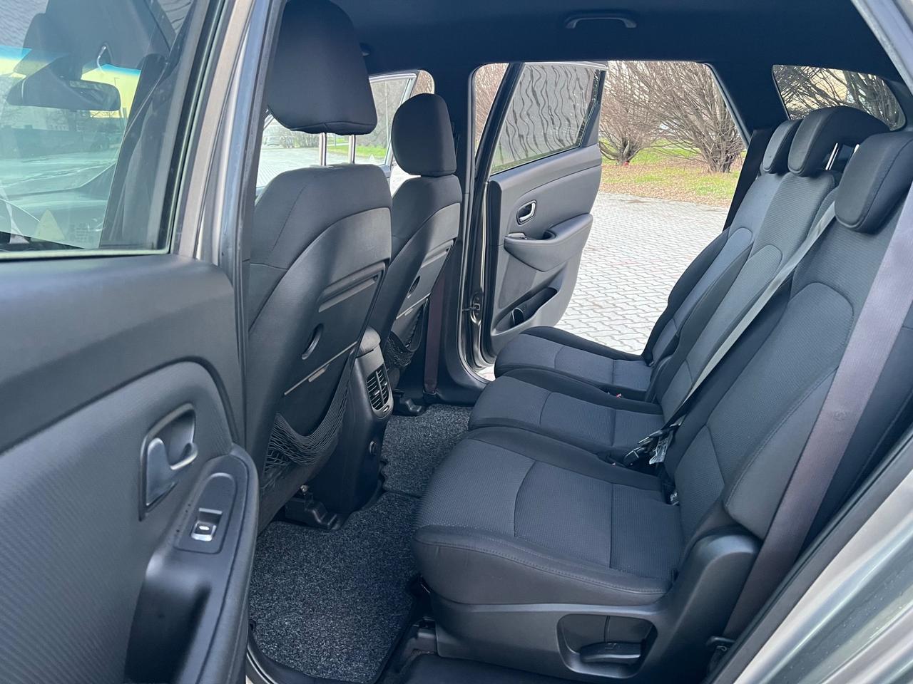 Kia Carens 1.7 CRDi 136 CV Auto Class