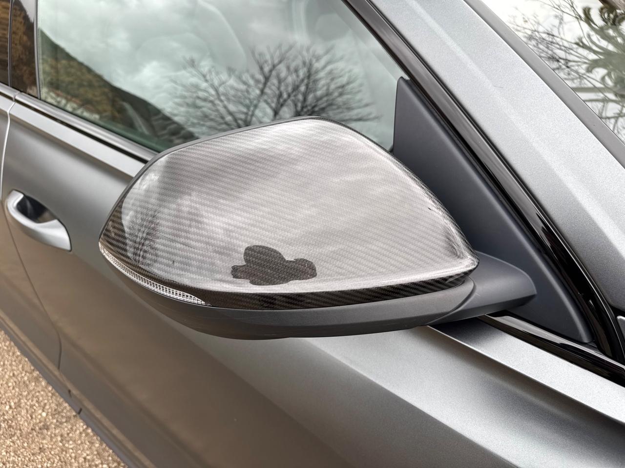 Audi Q8 RS TFSI V8 quattro tiptronic