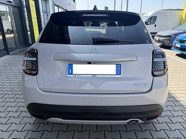 Fiat 600 Hybrid Hybrid 100 CV DCT MHEV La Prima