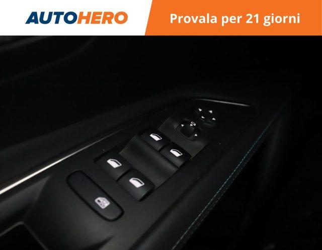 PEUGEOT 3008 Hybrid 225 e-EAT8 Allure Pack