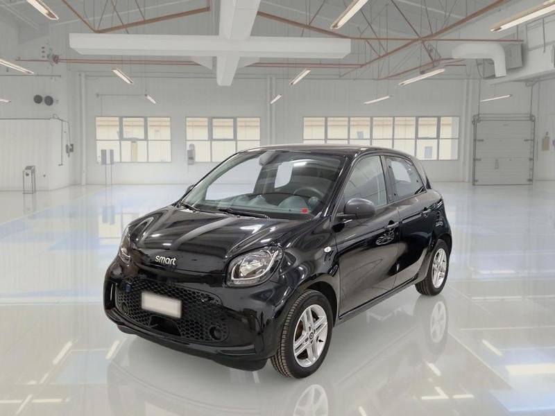 SMART FORFOUR EQ 41KW PURE 5 PORTE BERLINA