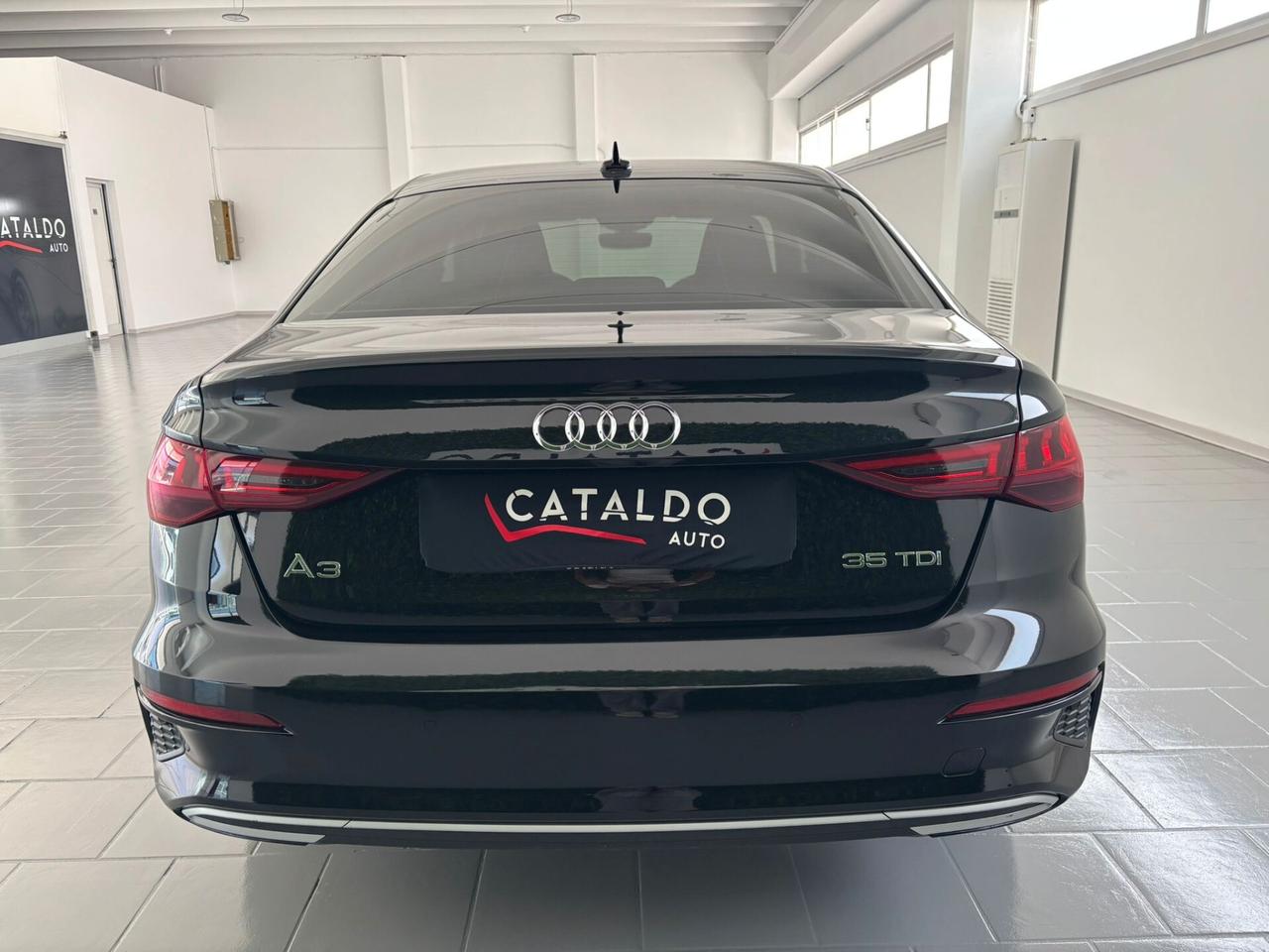Audi A3 Sedan 35 TDI S tronic line edition