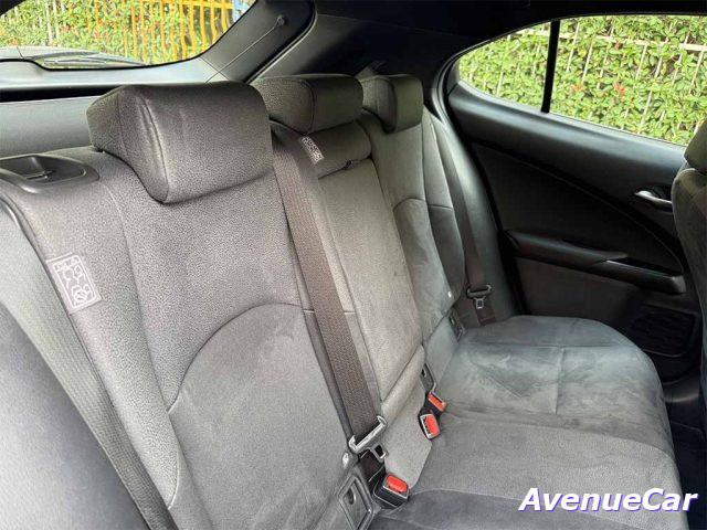 LEXUS UX 250h 2.0 URBAN TELECAMERA POST. IVA ESP PREZZO REALE