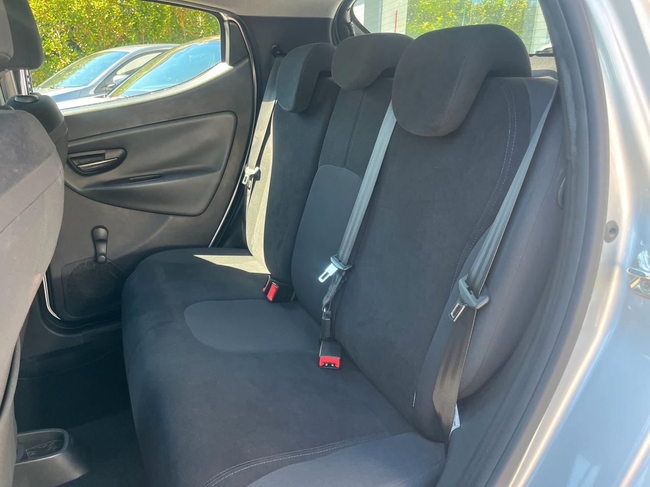 Lancia Ypsilon 1.2 69 CV 5 porte Gold