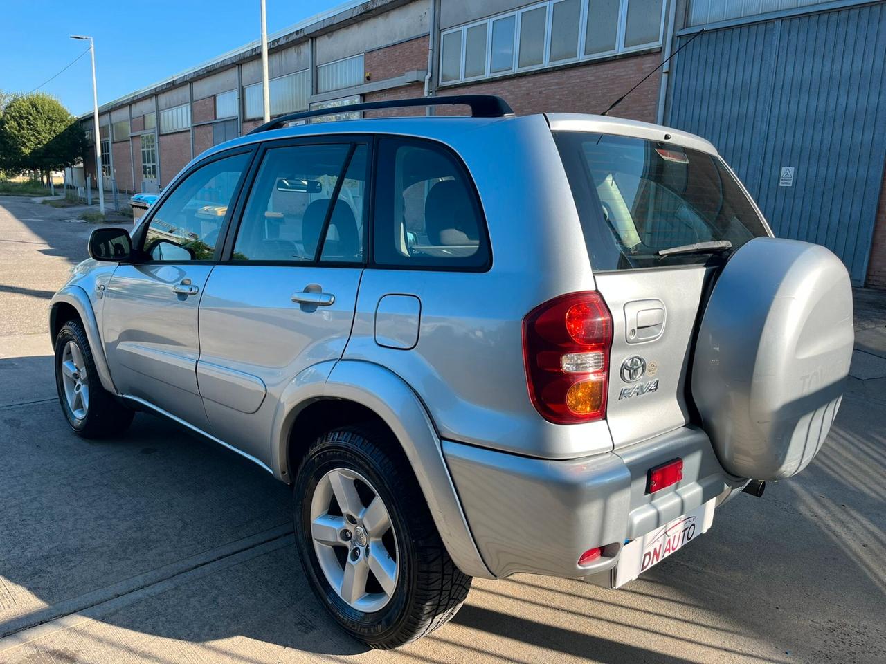 Toyota RAV 4 RAV4 2.0 Tdi D-4D cat 5 porte Sol