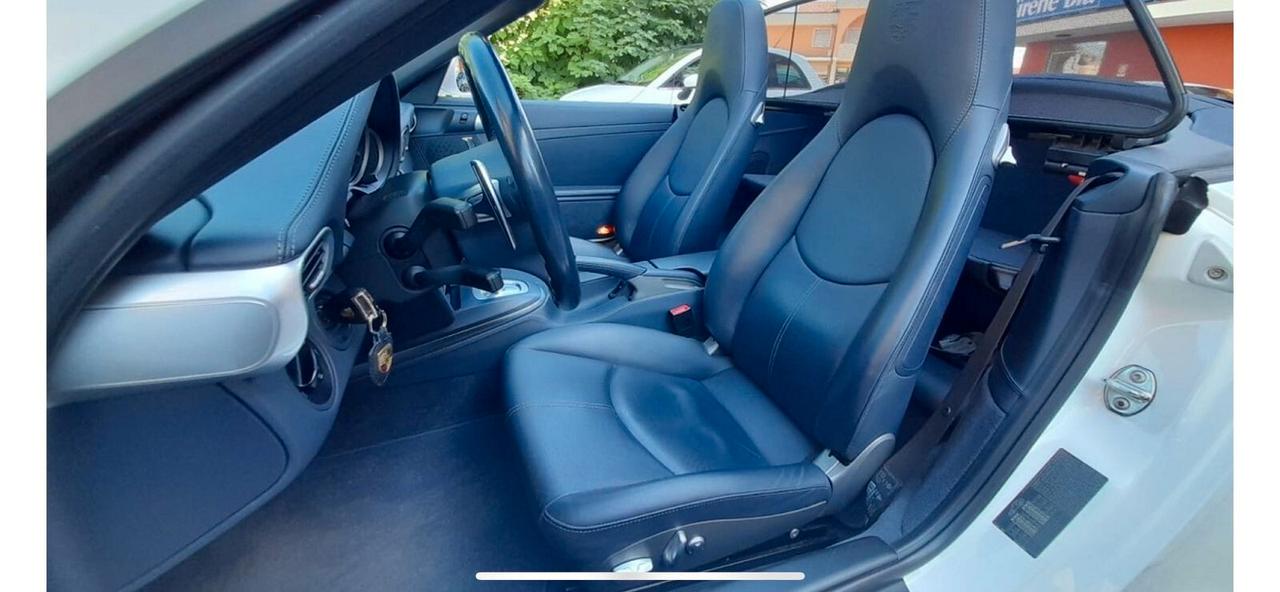 Porsche 997 Carrera 4S Cabriolet